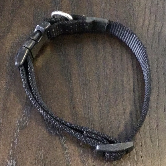 EUC Rogz Black Nylon Dog Collar - Picture 2 of 2